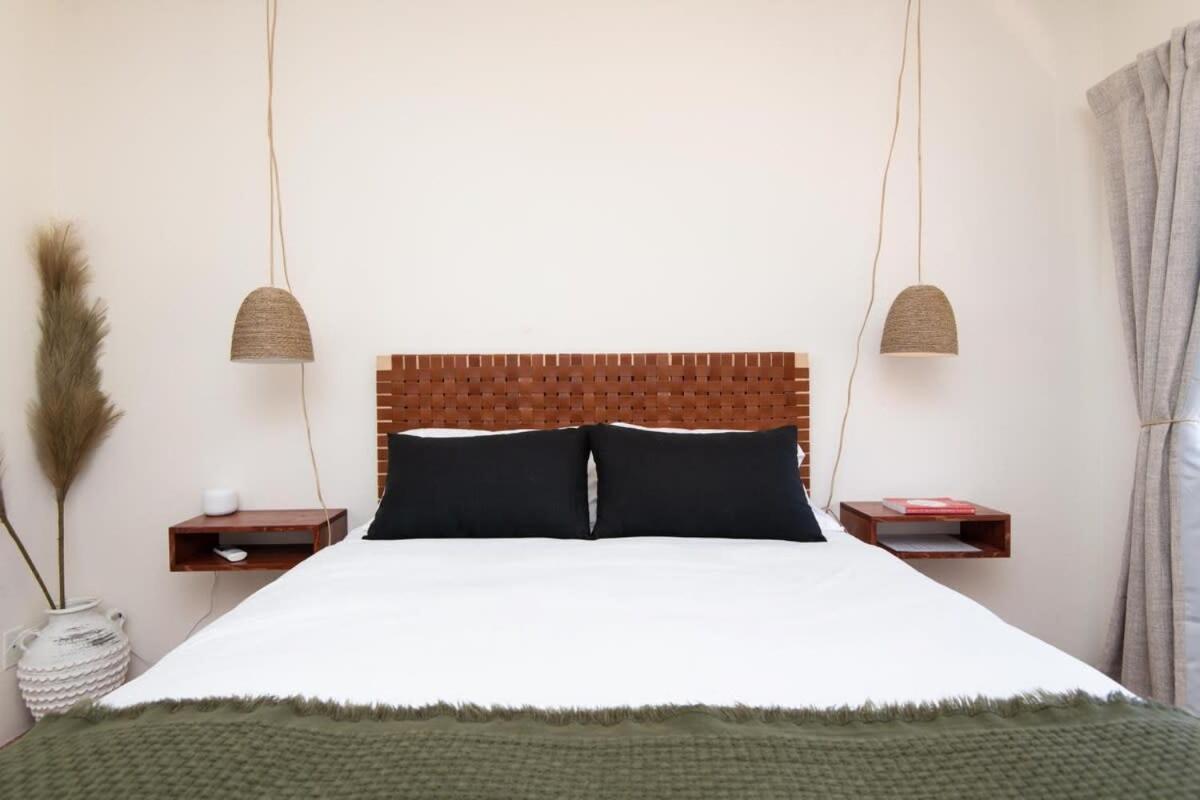 Renovated Lodge - Room 3 With Pool Access Joshua Tree Kültér fotó