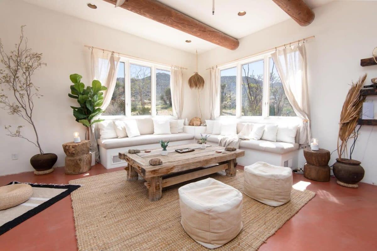 Renovated Lodge - Room 3 With Pool Access Joshua Tree Kültér fotó