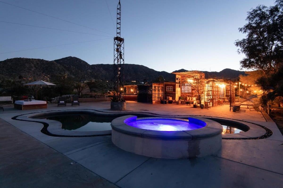 Renovated Lodge - Room 3 With Pool Access Joshua Tree Kültér fotó