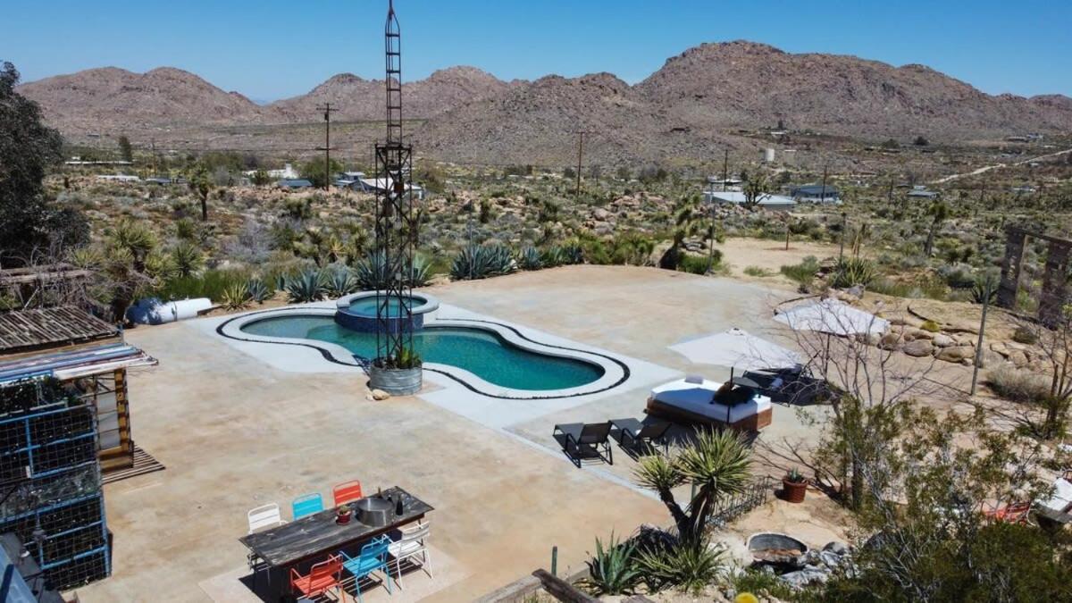 Renovated Lodge - Room 3 With Pool Access Joshua Tree Kültér fotó